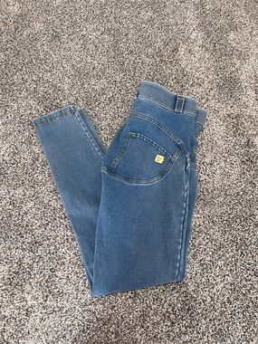 Women’s XS Freddy Jeans
